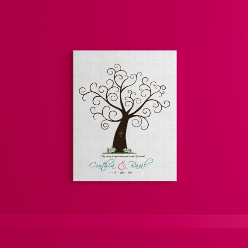 Árbol de huellas grabado en su tronco y con flores, personalizado con los datos del día mas hermoso de tu vida