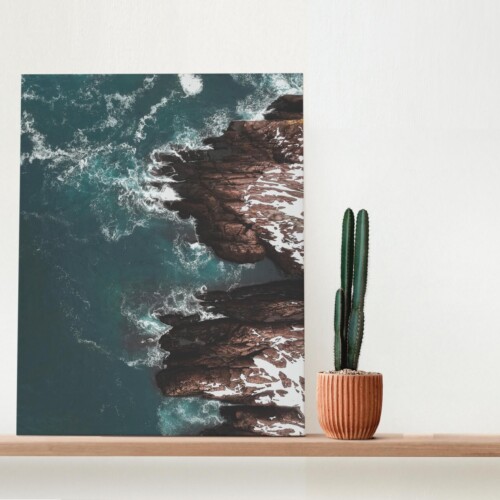 Cuadro Decorativo impreso en lienzo con hermosa fotografía vertical  de montañas y mar